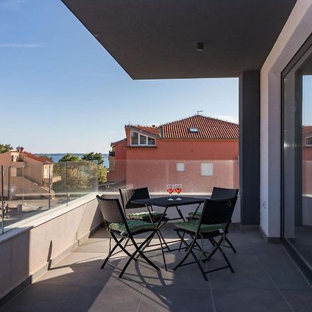 Garden Apartment Medulin Exterior photo