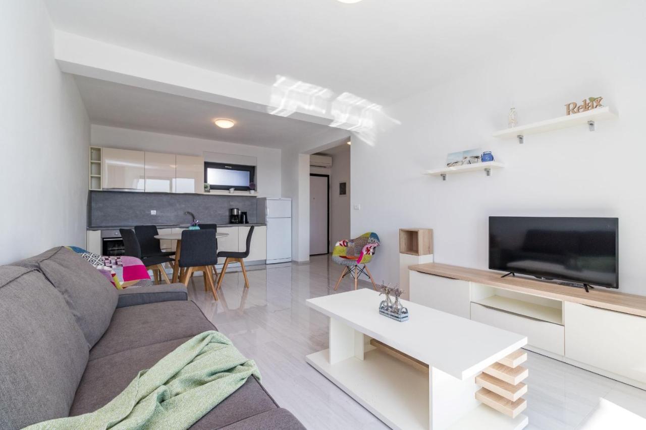 Garden Apartment Medulin Exterior photo